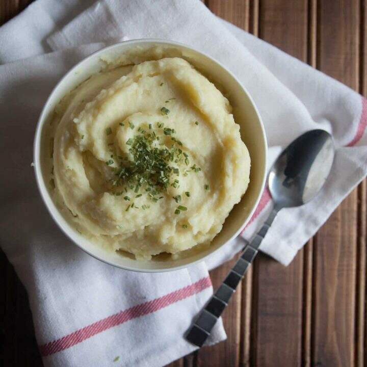 Pommes Purée (Rich and Creamy Mashed Potatoes) Recipe