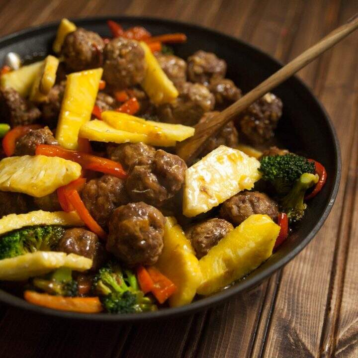 Healthy Sweet and Sour Meatballs with Pineapple